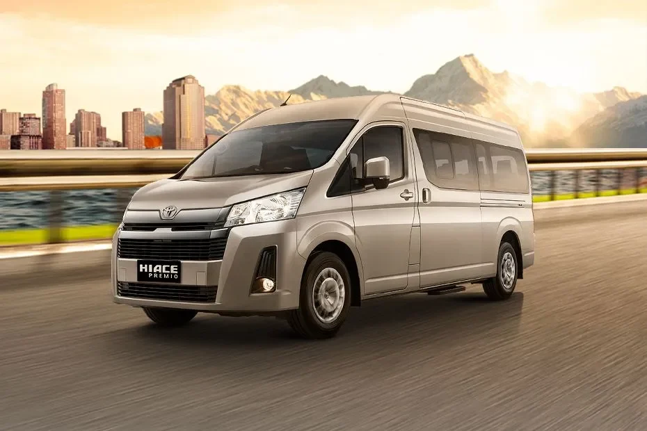 Apple Vacations Introduces the 2026 Toyota HiAce 300 Series – Premium Comfort for Family Travel in Sri Lanka