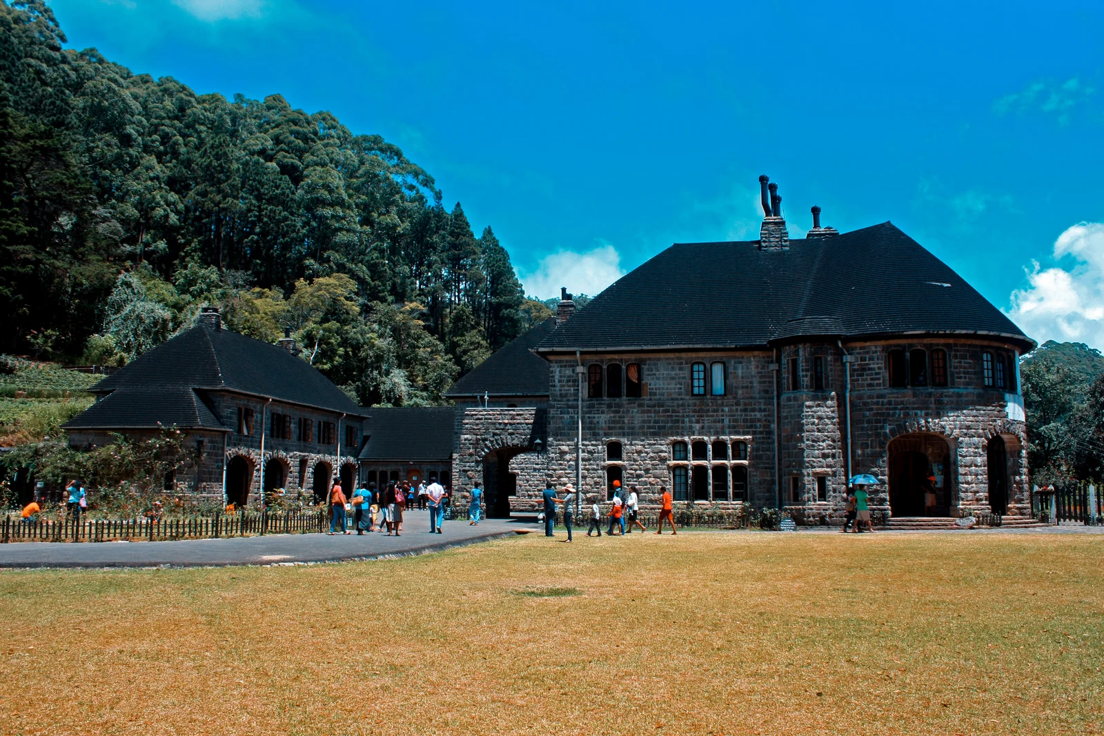 adisham-banglow-haputale-sri-lanka.jpg