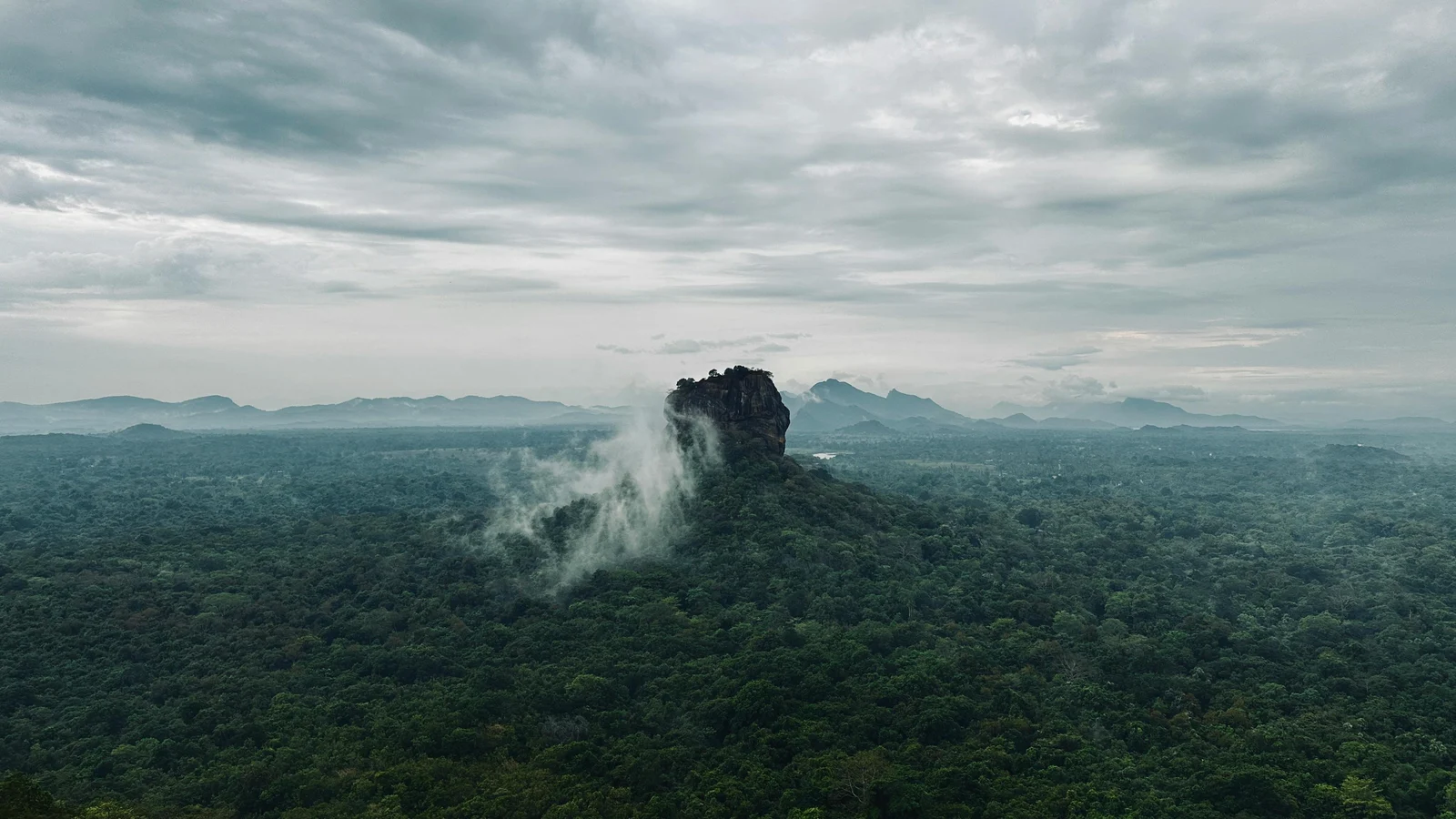 Affordable Sri Lanka Highlights Tour