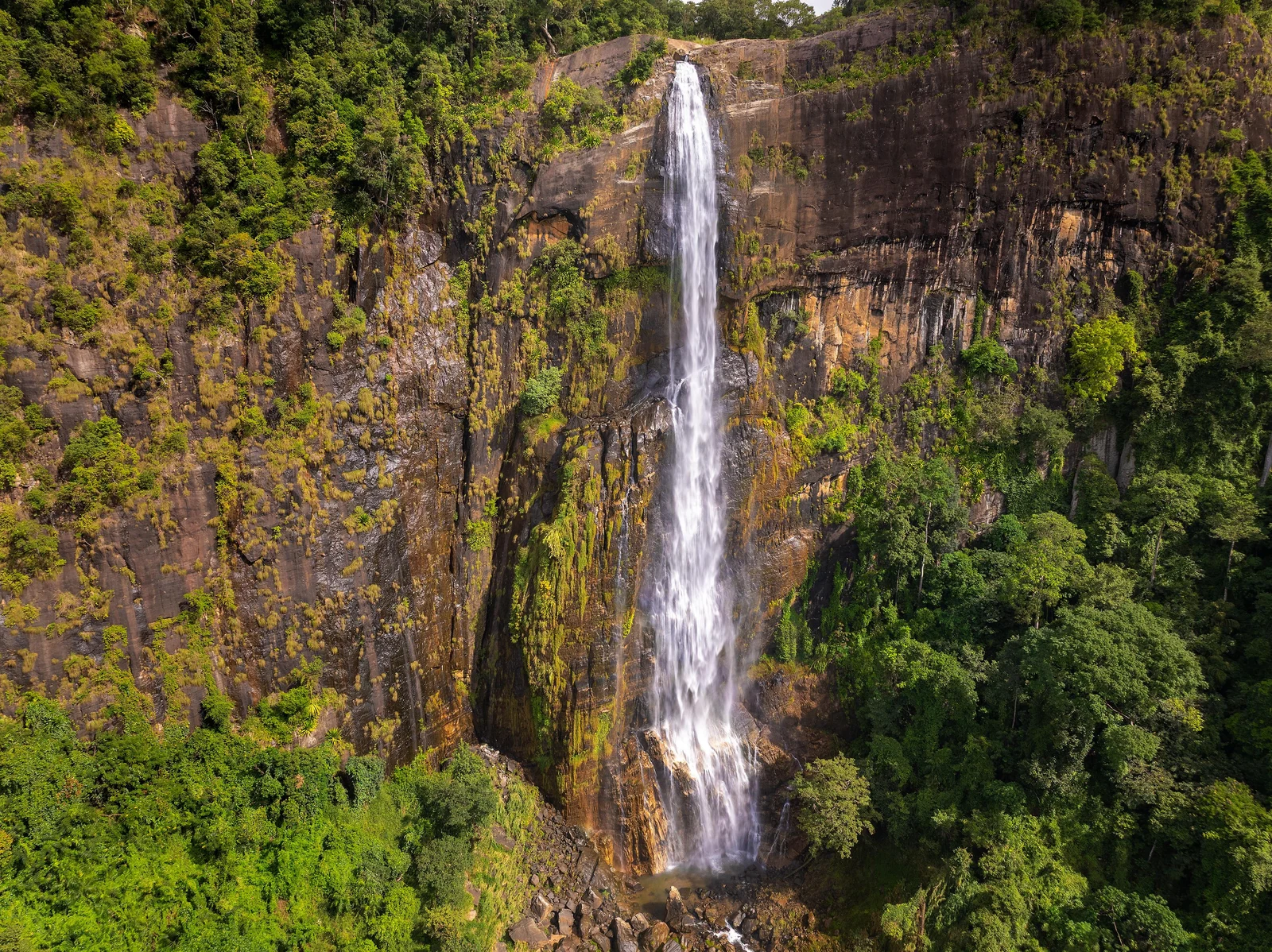 Waterfalls & Trails Journey