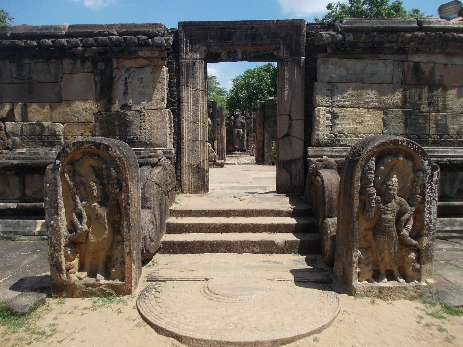 Gallery 6